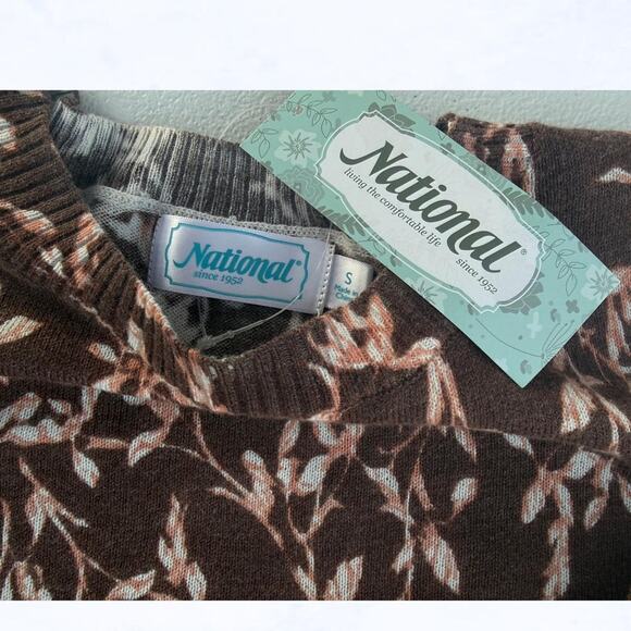 NATIONAL Brand Brown Sweater With Floral Accents NWT - Picture 2 of 2